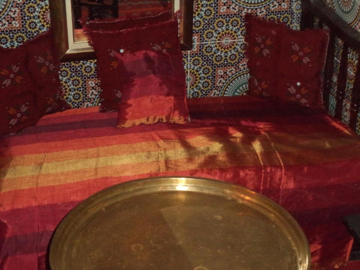 Dar Nouzha A Otel Fès Dış mekan fotoğraf