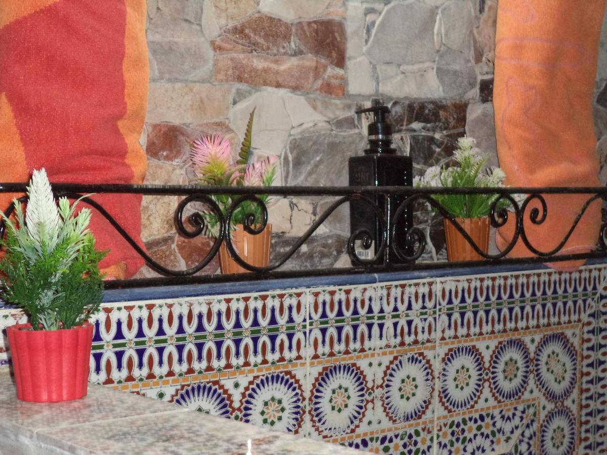 Dar Nouzha A Otel Fès Dış mekan fotoğraf